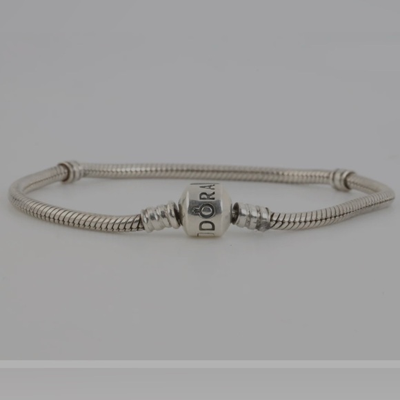 Pandora Moments Barrel Clasp Snake Chain Bracelet Sterling silver - Picture 1 of 9